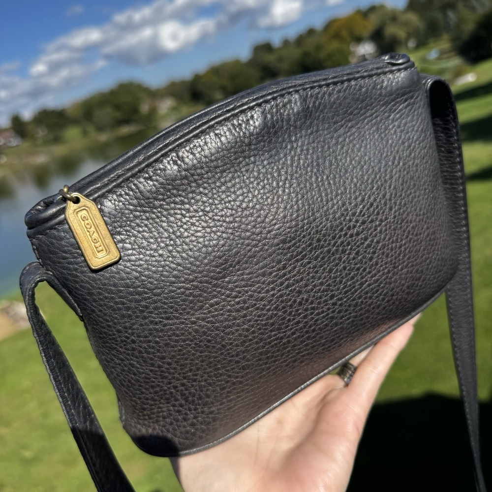 Vintage Coach 4918 Sonoma Small Zip Natural Grain Black Leather Crossbody Bag
